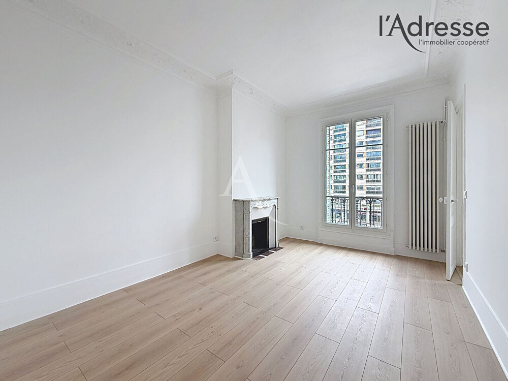 Vente Appartement SURESNES CENTRE - APPARTEMENT DE CHARME ENTIÈREMENT RÉNOVÉ - 3 pièces 64m² Suresnes