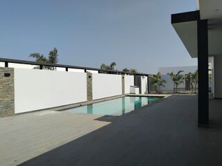  Maison � vendre 4 pi�ces 215 m� Nguerigne