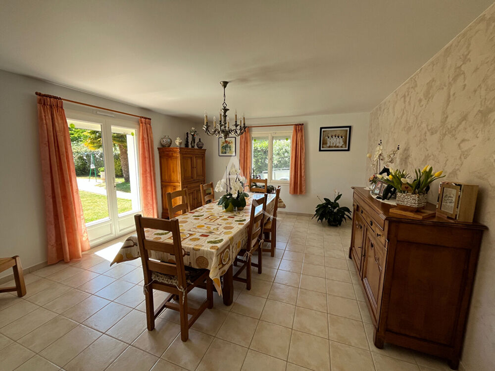 Maison Saint Vincent Sur Graon 9 pièce(s) 213 m2