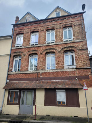  Immeuble à vendre 4 pièces 185 m²
