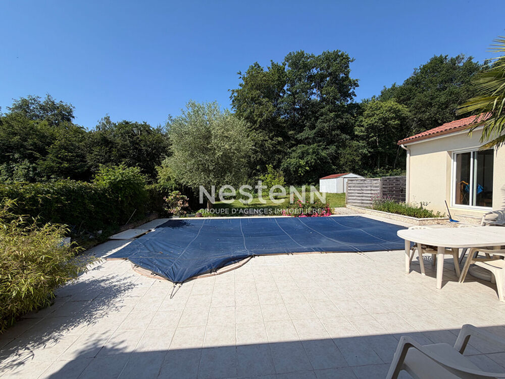 Le Palais-sur-Vienne, Maison familiale de 188 m² avec 5 chambres, piscine et garage
