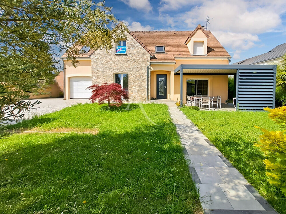 Maison de Haut Standing à Ollainville 7 pièces avec 5 chambres, 152 m² + Dépendance de 19 m²