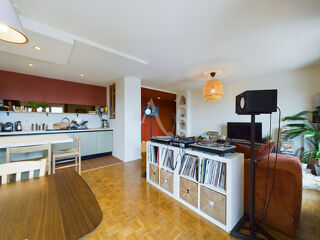  Appartement à louer 3 pièces 82 m²