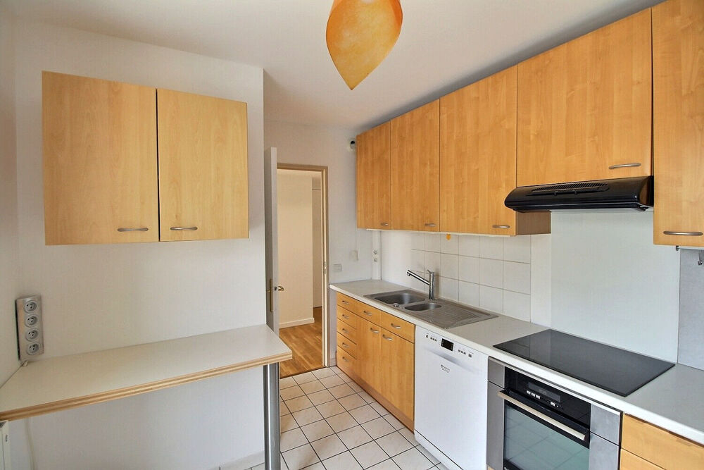 Location Appartement Appartement  4 pièce(s) 74.80 m2 avec doube box et parking extérieur Massy