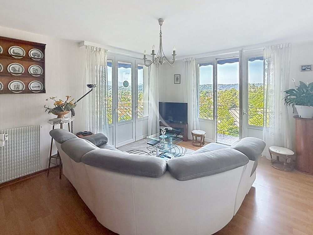 Vente Appartement Trespoey appartement 3 chambres ,garage et caves Pau