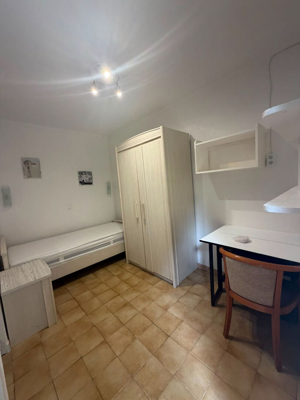 Appartement Studette meublé Villejuif 1 pièce(s) 11.46 m2
