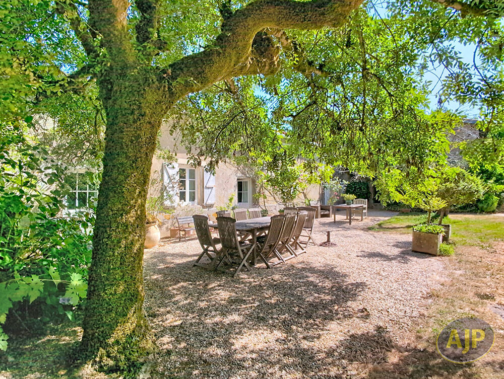 Vente Maison Maison Vieillevigne 7 pièces 216.29 m² Vieillevigne