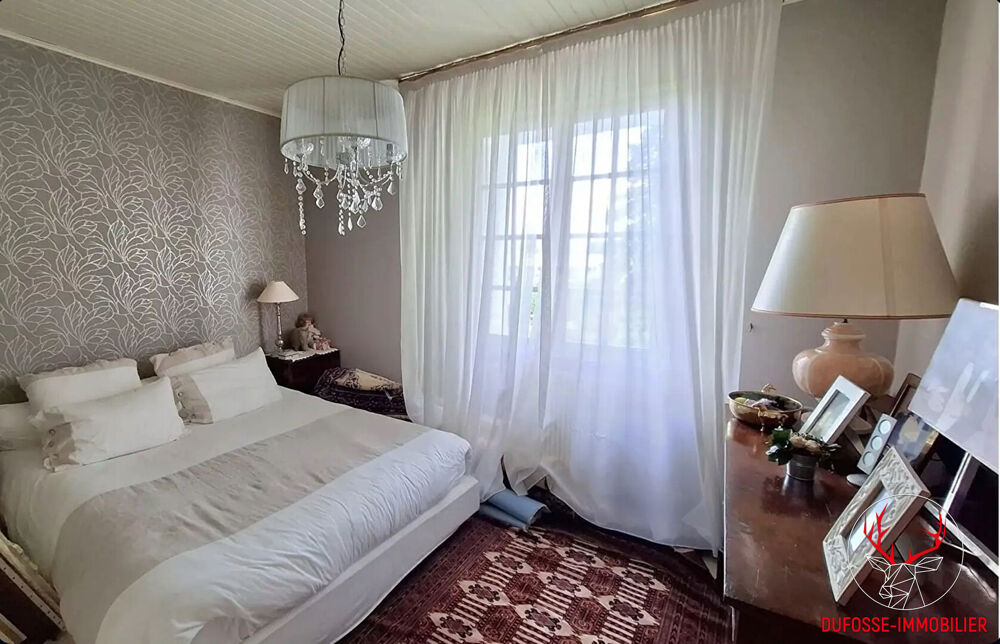Vente Maison Belle maison Île de France à Corenc 7 pièce(s) 189 m2 Corenc