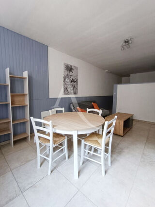  Appartement à louer 2 pièces 34 m²