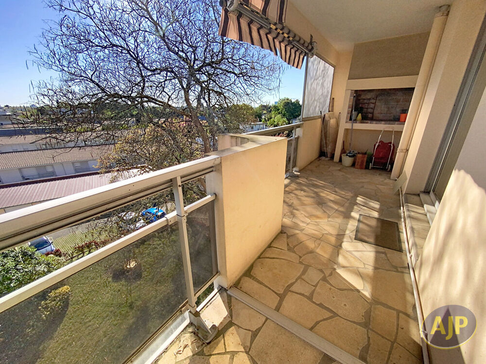 Vente Appartement Appartement T5 avec terrasse et garage Bordeaux Bordeaux