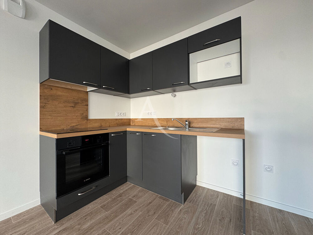 Appartement Laval 3 pièce(s) 59.94 m2