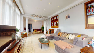  Maison � vendre 11 pi�ces 225 m�