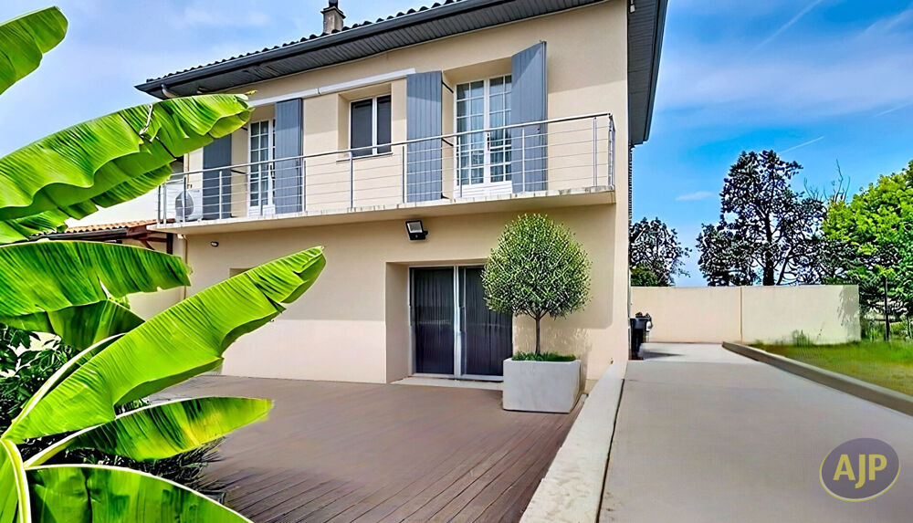 Maison 5 pièces 103 m² · à Arveyres · 103 m² · 263 000 €