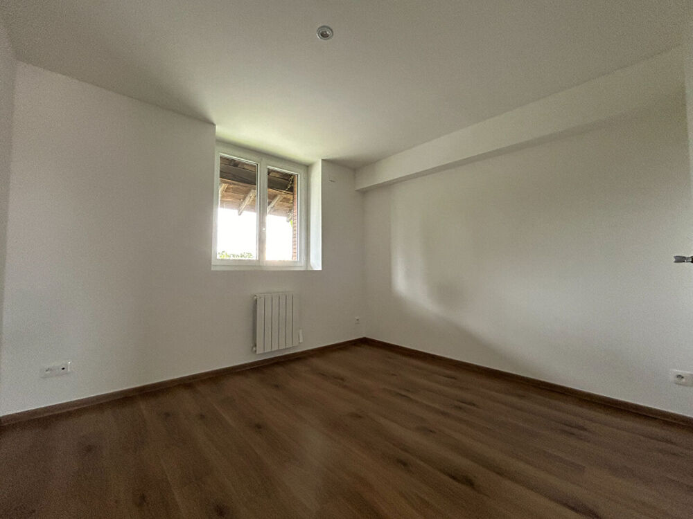 APPARTEMENT RÉNOVÉ AVEC ACCÈS AUTOROUTE IMMÉDIAT ? PROCHE BOURG