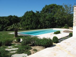  Villa � vendre 8 pi�ces 360 m�