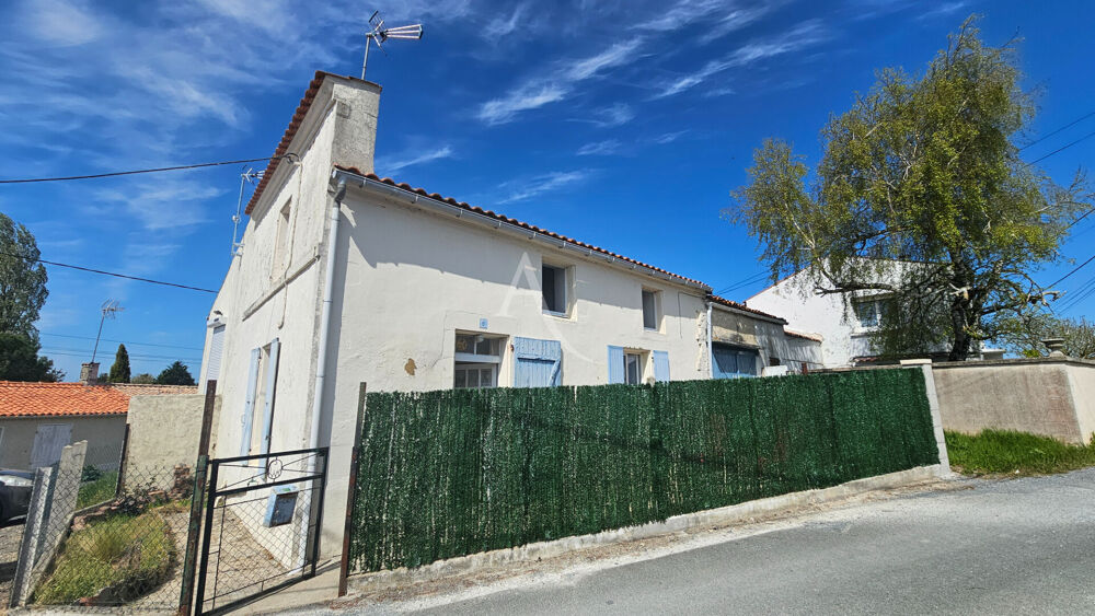 MAISON ANCIENNE A RENOVER AVEC GARAGE