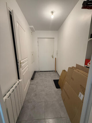  Appartement à louer 1 pièce 29 m²