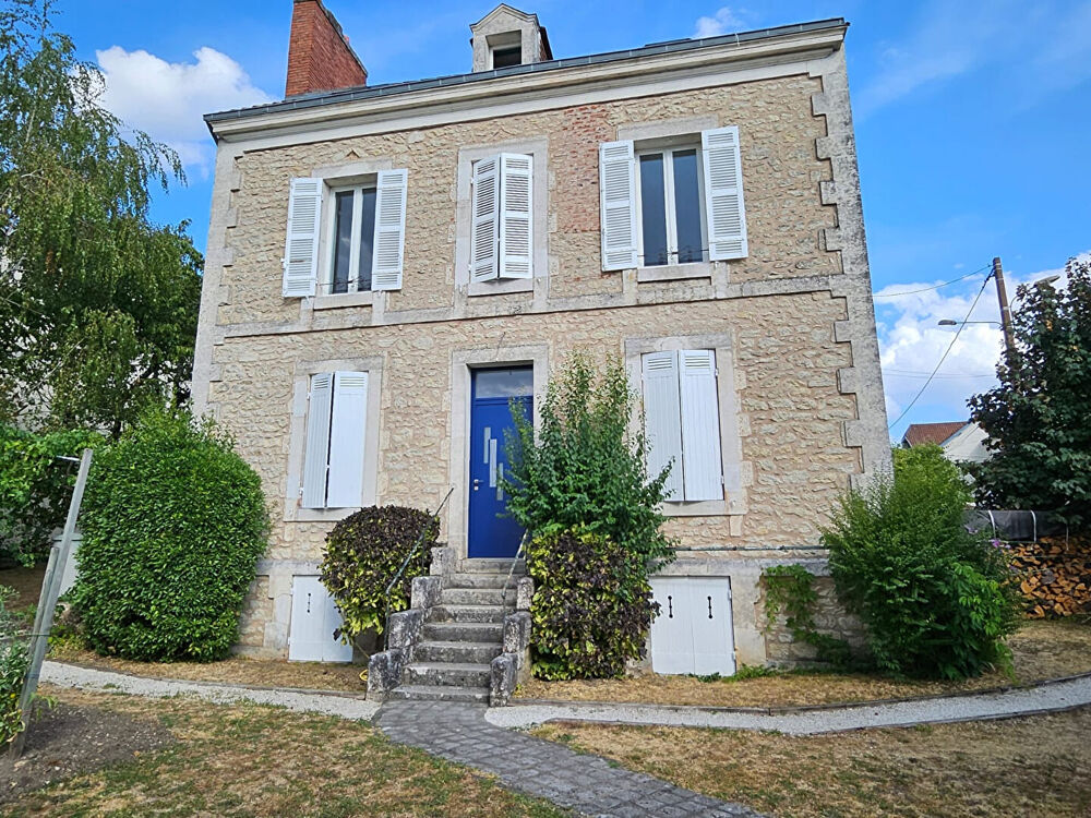 Magnifique maison de ville en Pierre