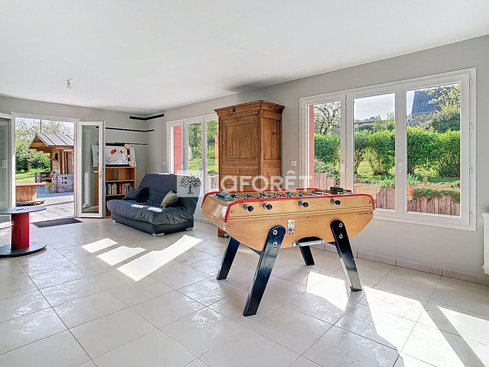 Maison REMINIAC 4 chambres extension sous-sol hangar jardin 4600m²