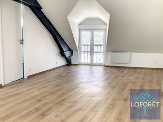  Appartement à louer 2 pièces 32 m²