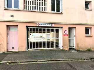  Parking / Garage  vendre 