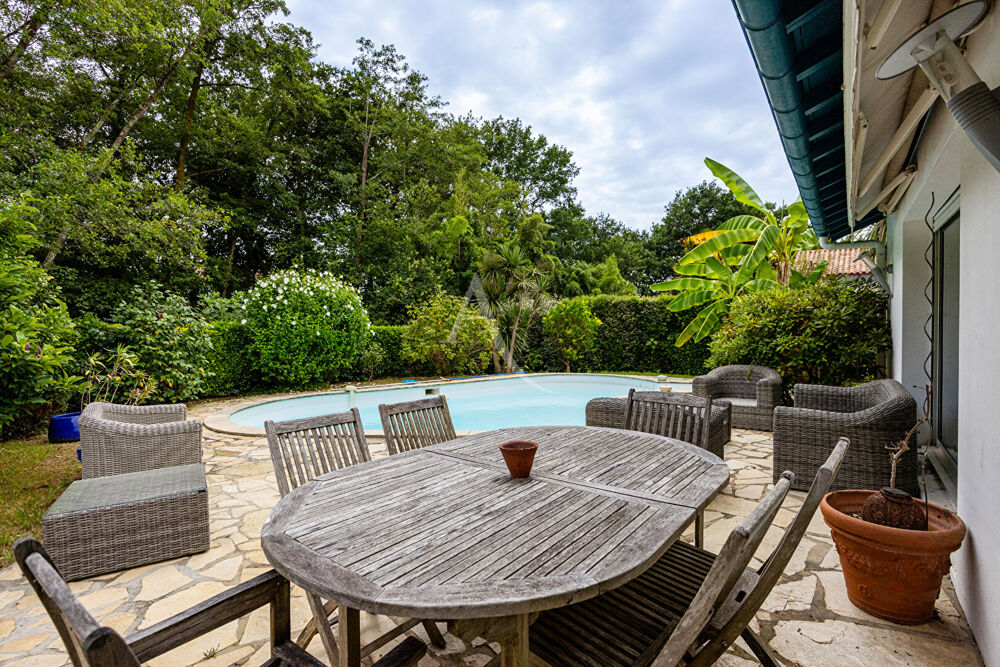 à vendre  Maison Bassussarry (64200)