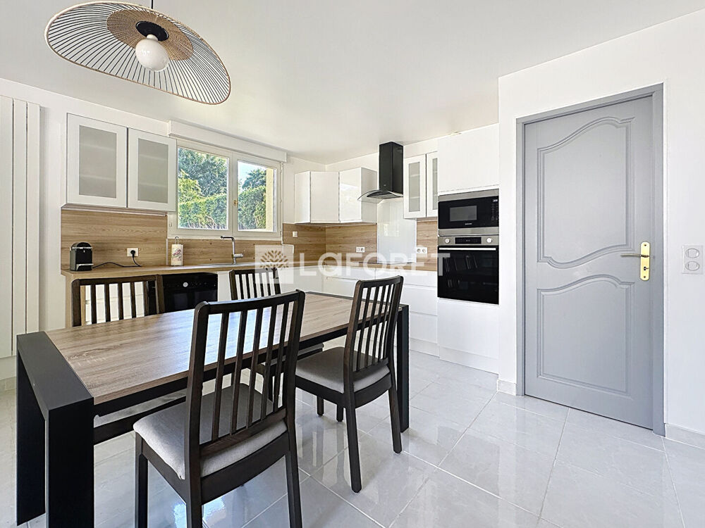À VENDRE - Maison individuelle 142 m² + Dépendance 49 m² Grand jardin Secteur recherché