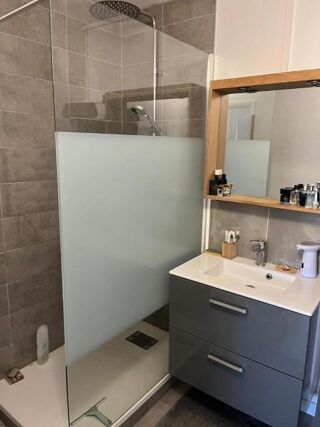  Appartement à louer 3 pièces 63 m²