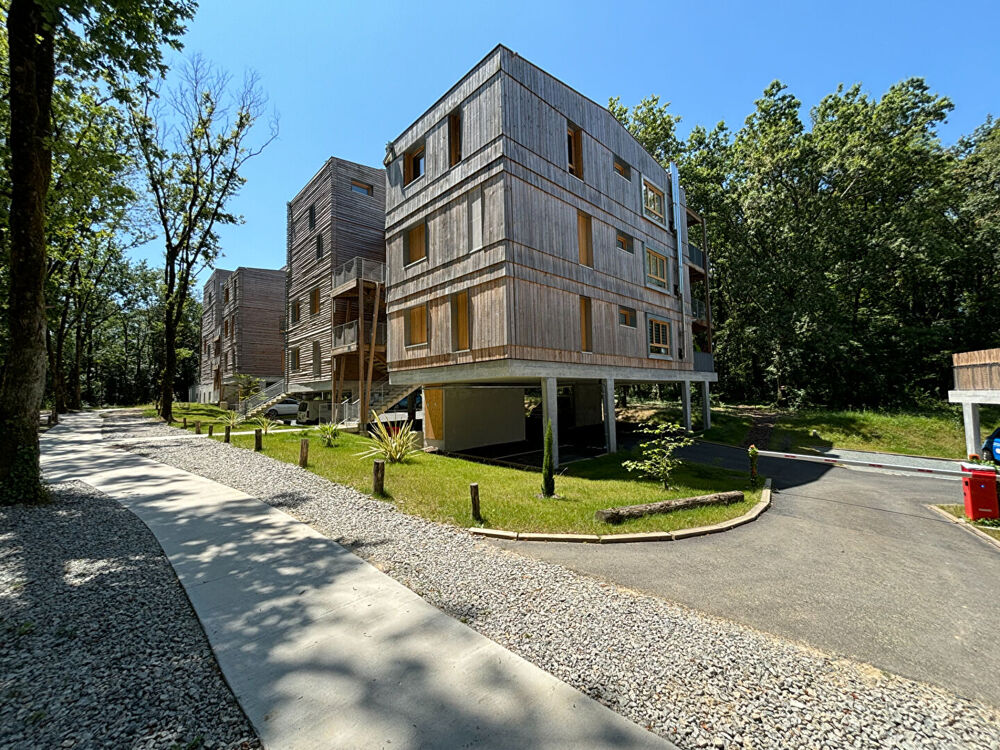T3 70.92m² + terrasse 13.03m² + pkg