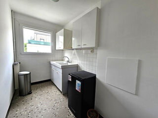  Appartement à louer 2 pièces 35 m²