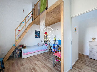  Maison � vendre 5 pi�ces 143 m� Villecheneve