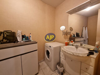  Appartement à louer 2 pièces 55 m²