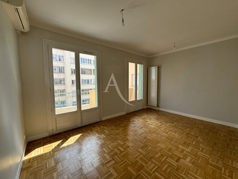 Location Appartement Appartement Nîmes 4 pièces de 73,69m² Nimes