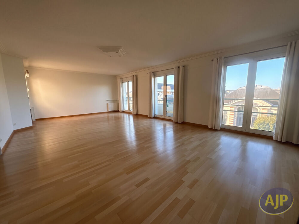 Location Appartement Appartement Nantes 4 pièce(s) 122 m2 Nantes