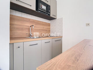  Appartement à louer 2 pièces 33 m²
