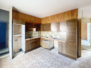  Immeuble à vendre 4 pièces 236 m²