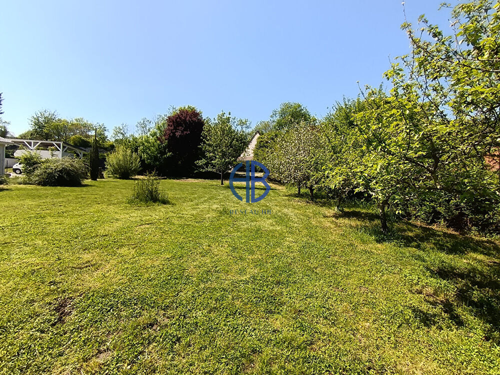 Vente Terrain Terrain viabilisé et plat de 1024 m2 Izieu
