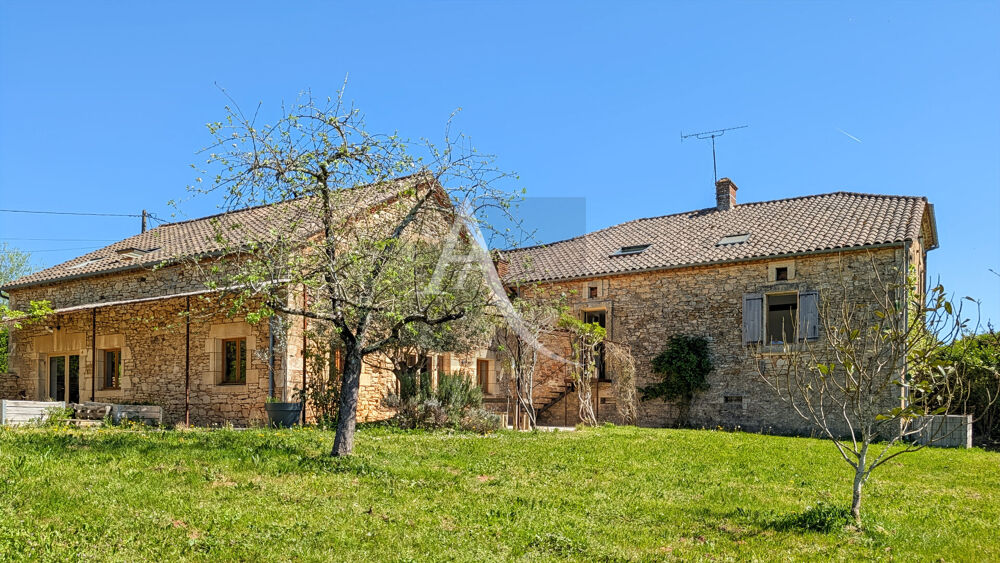 Maison en pierre avec un petit gite indépendant en campagne