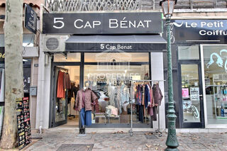   LE LAVANDOU - HYPER CENTRE - CESSION DE BAIL - BOUTIQUE CLIMATISÉE 25 M² - EXCELLENT ETAT Le lavandou