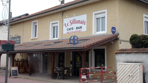 SILLANS - BAR/RESTAURANT A VENDRE 45000 38590 Sillans