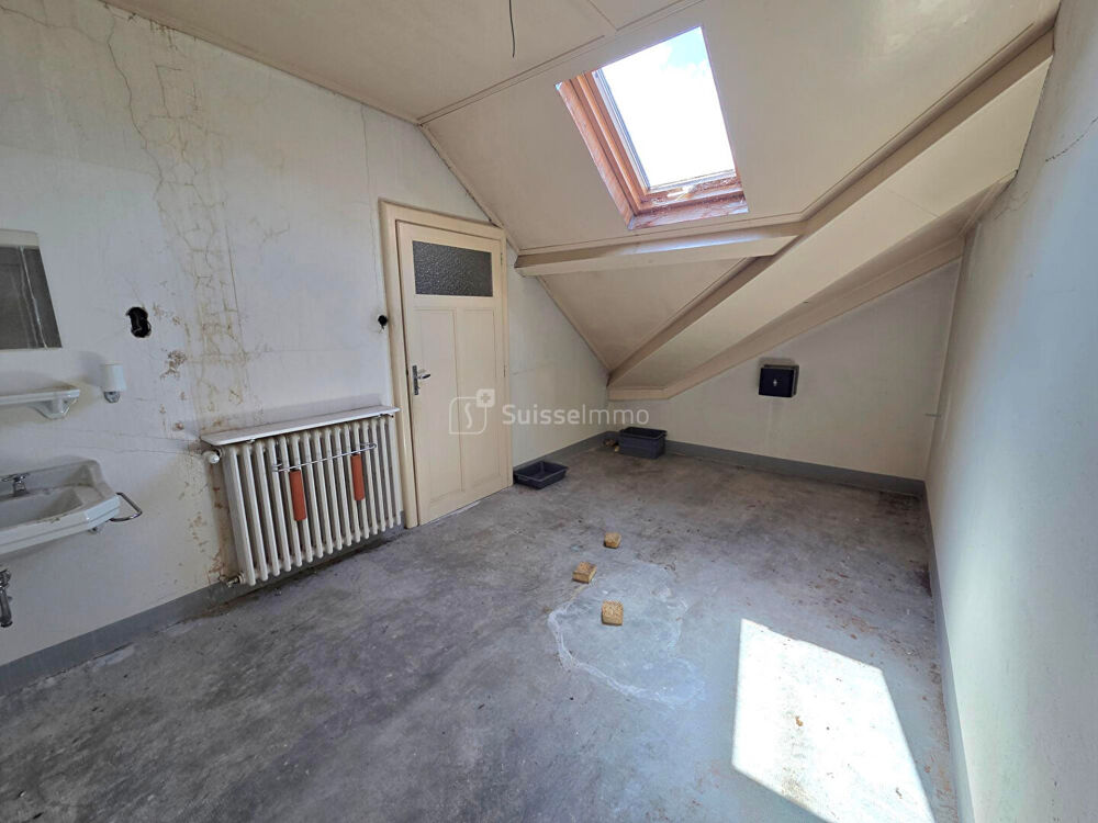 Vente Appartement APPARTEMENT / PLATEAU  T5 110 m² 89000 EUROS Maiche