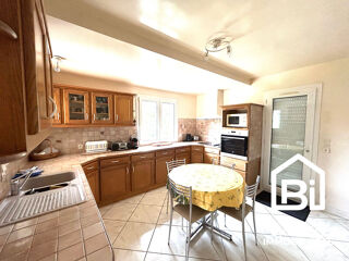  Maison  vendre 7 pices 180 m