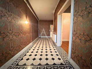  Maison  vendre 8 pices 208 m