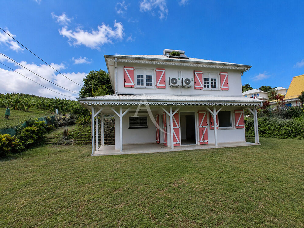 Location Maison Maison T4 de 114 m2 avec jardin quartier calme Gros morne