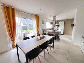  Maison  vendre 6 pices 139 m