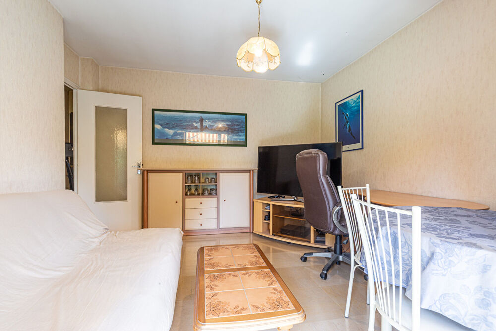 AGENCE IMMOBILIERE LAFORET - EXCLUSIVITE - "JONQUILLE" - ANNECY secteur TRIANGLE D'OR / PARMELAN - APPARTEMENT T2 de 48,02m² -
