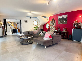  Maison  vendre 11 pices 252 m