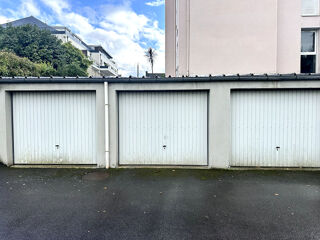  Parking / Garage  vendre 