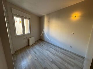  Appartement à louer 3 pièces 85 m²