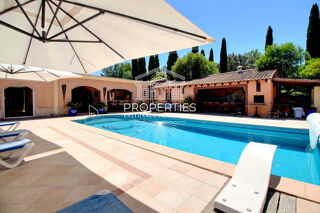  Maison à vendre 10 pièces 319 m²